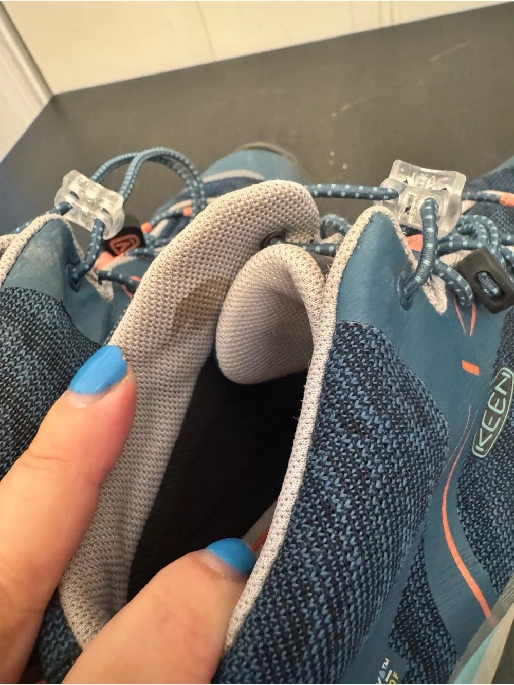 Keen Terradora Mid Waterproof Hiking Shoes Boots Women’s US 6 Aqua Blue/Coral
